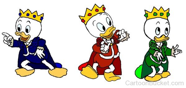 Louie Dewey And Huey In King Costume