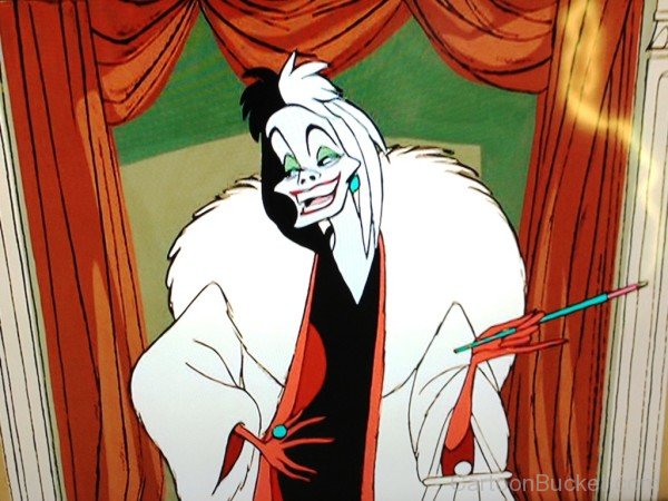 Cruella Laughing-hg307