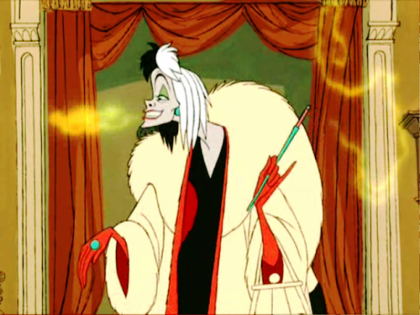 Cruella Smelling Food-hg316