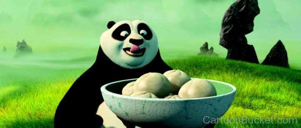 Po Panda Looking At Po Bean Buns-wh633