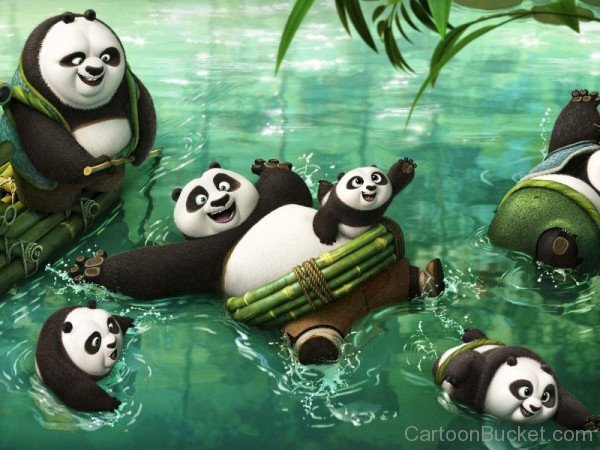 Po Panda With His Family-wh645