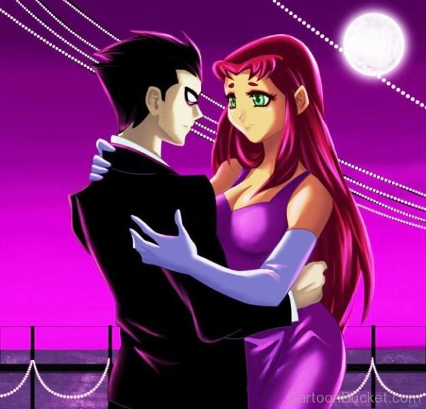 Starfire And Robin Looking Eachother