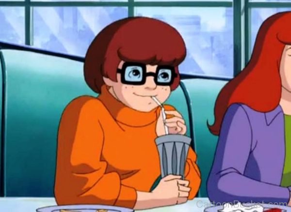 Velma Dinkley Drinking Shake